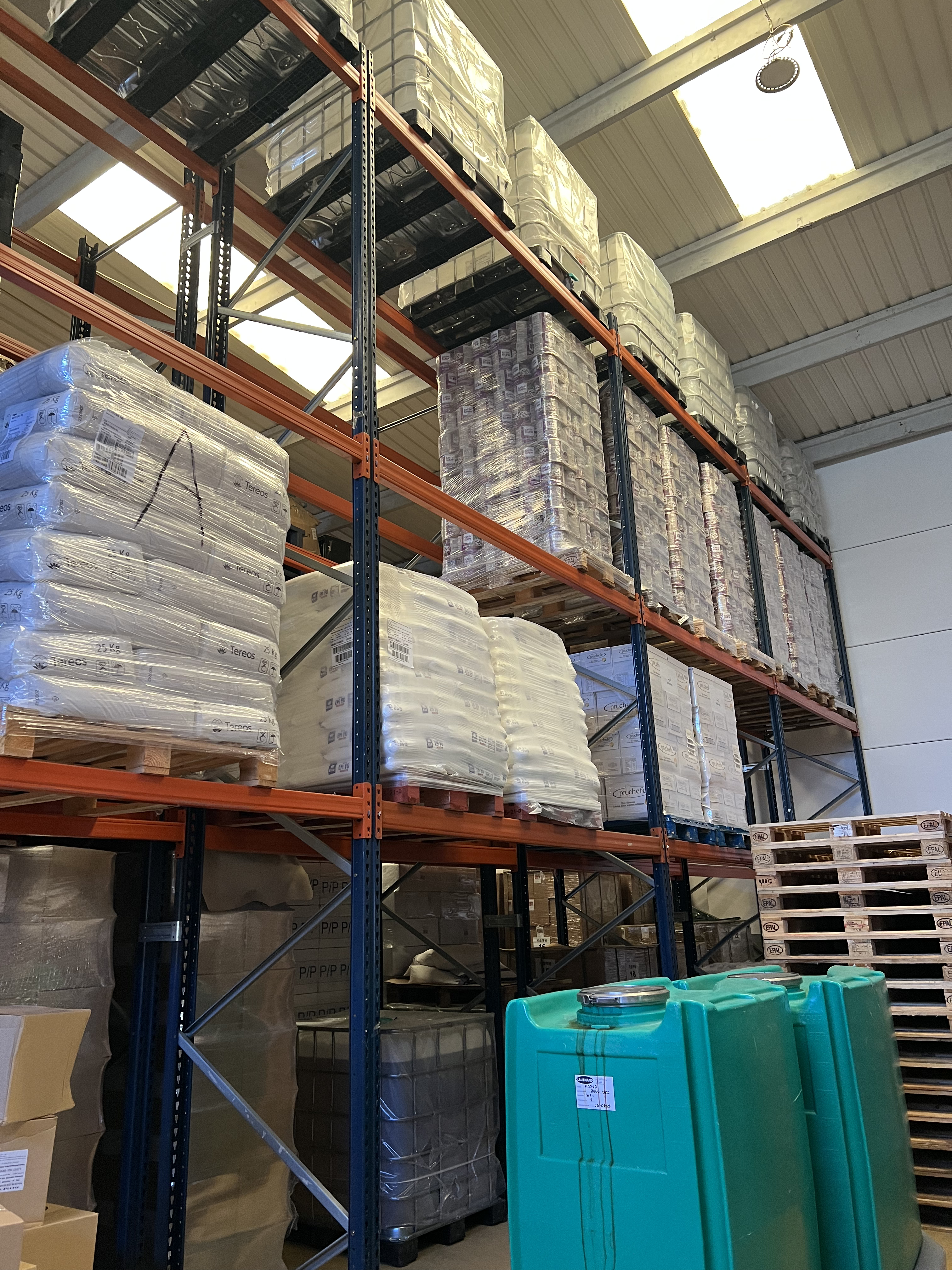 Vista do interior do armazém